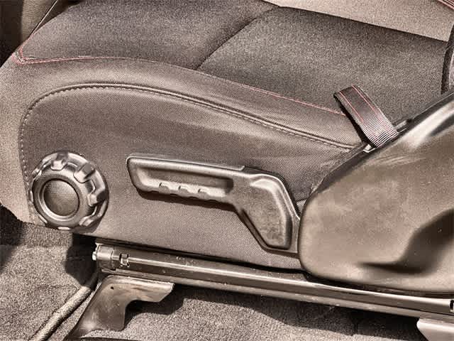 Thumbnail: 2021 Jeep Wrangler - 32