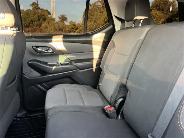Thumbnail: 2019 Chevrolet Traverse - 14
