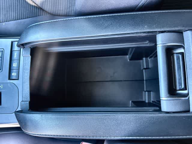 Thumbnail: 2022 Toyota Highlander - 27