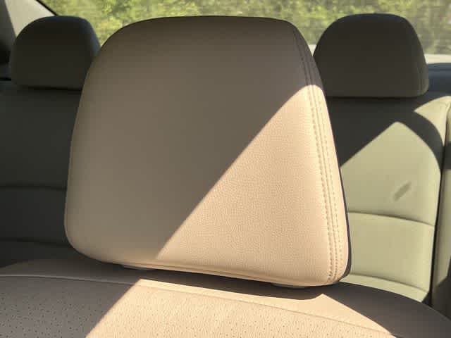 Thumbnail: 2016 Honda Accord - 25