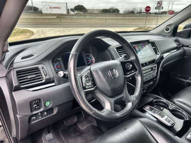 Thumbnail: 2019 Honda Pilot - 15