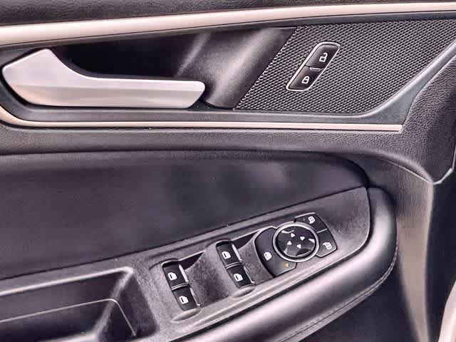 Thumbnail: 2024 Ford Edge - 30