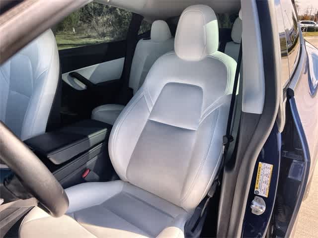 Thumbnail: 2022 Tesla Model Y - 11