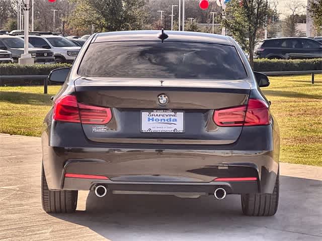 Thumbnail: 2018 BMW 3 Series - 6