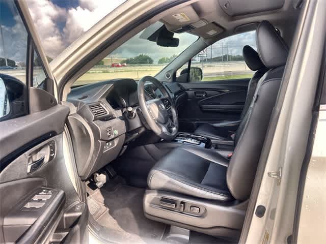 2019 Honda Pilot Elite photo 3