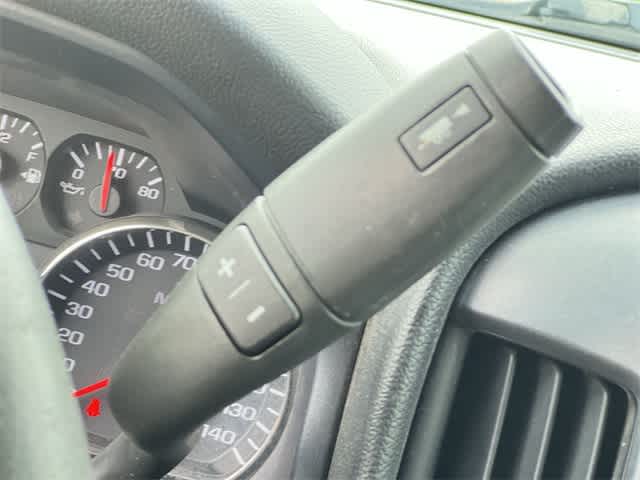 Thumbnail: 2015 Chevrolet Silverado 1500 - 16