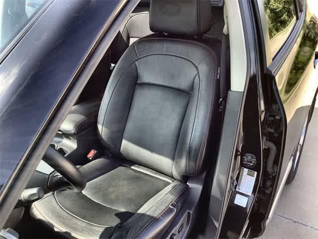 Thumbnail: 2013 Nissan Rogue - 11