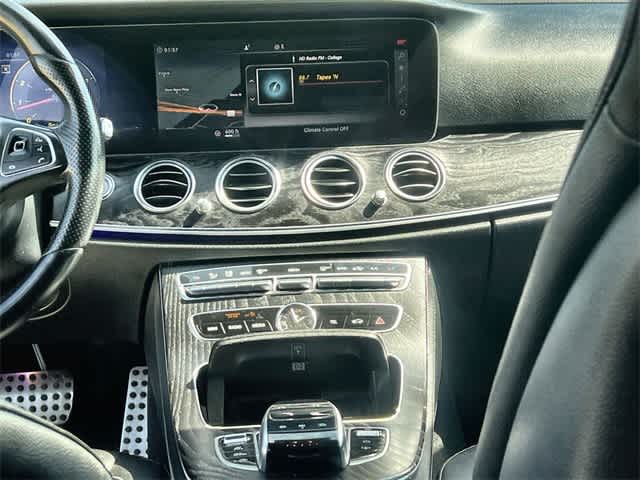 Thumbnail: 2018 Mercedes-Benz E-Class - 18