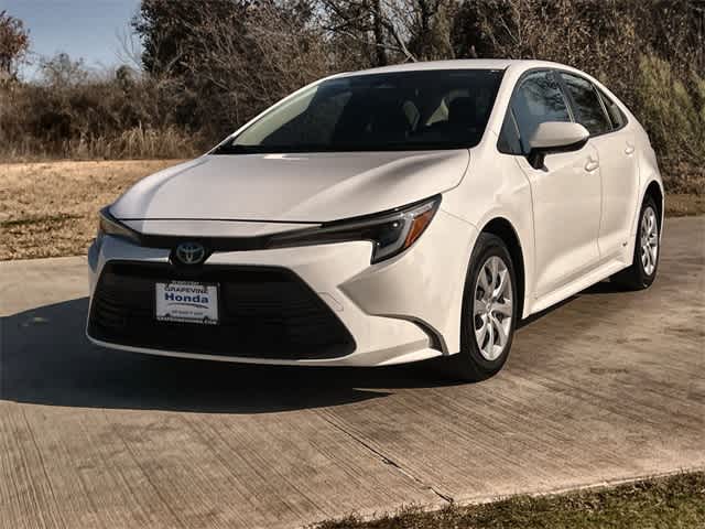 Thumbnail: 2023 Toyota Corolla - 2