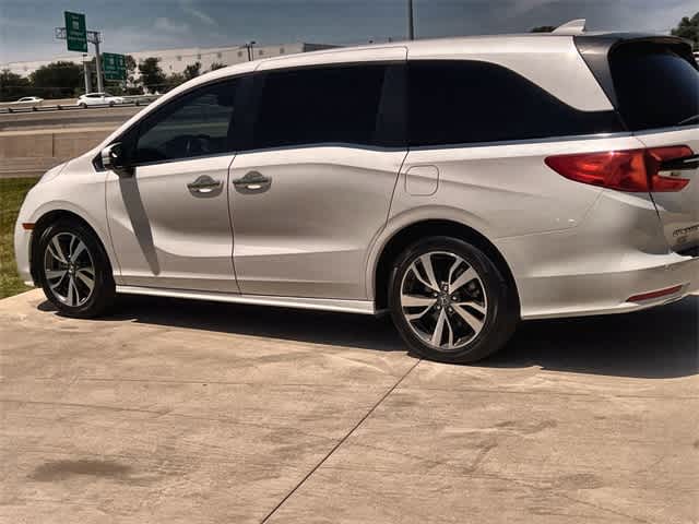 2024 Honda Odyssey Touring photo 4