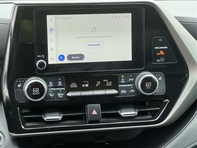 2023 Toyota Highlander L 18