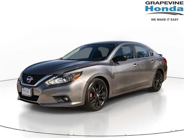 Thumbnail: 2017 Nissan Altima - 1