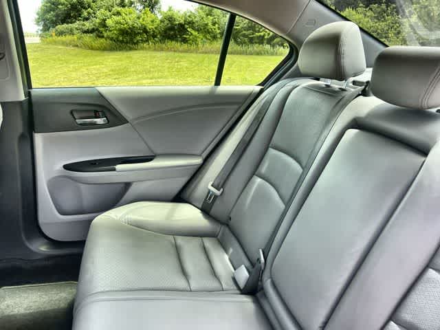 Thumbnail: 2015 Honda Accord - 13