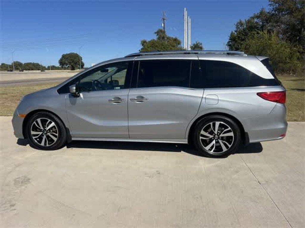 Certified 2020 Honda Odyssey Elite Van