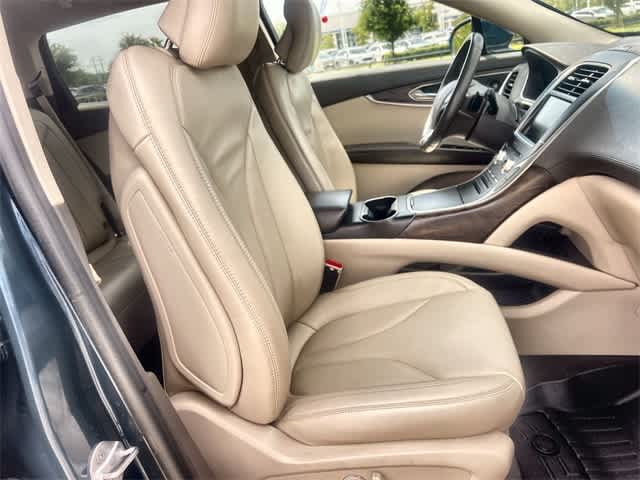 Thumbnail: 2016 Lincoln MKX - 12