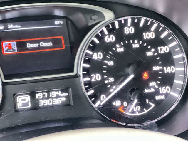 Thumbnail: 2013 Nissan Pathfinder - 19