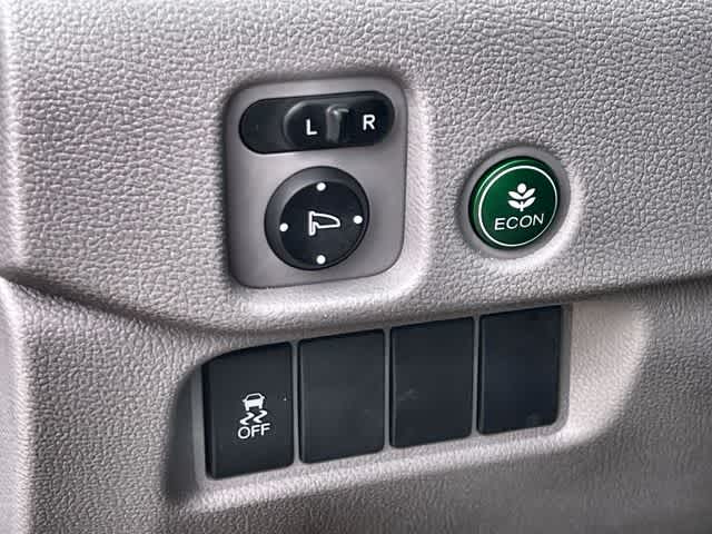 Thumbnail: 2018 Honda Pilot - 29