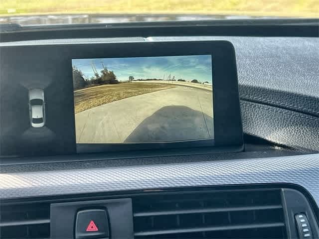 Thumbnail: 2018 BMW 3 Series - 26