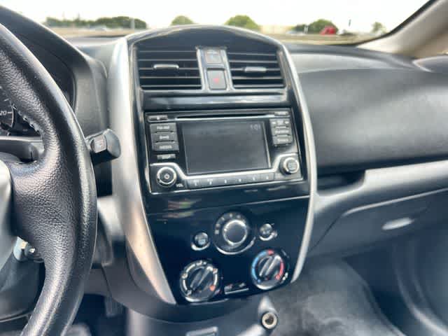 Thumbnail: 2017 Nissan Versa Note - 18