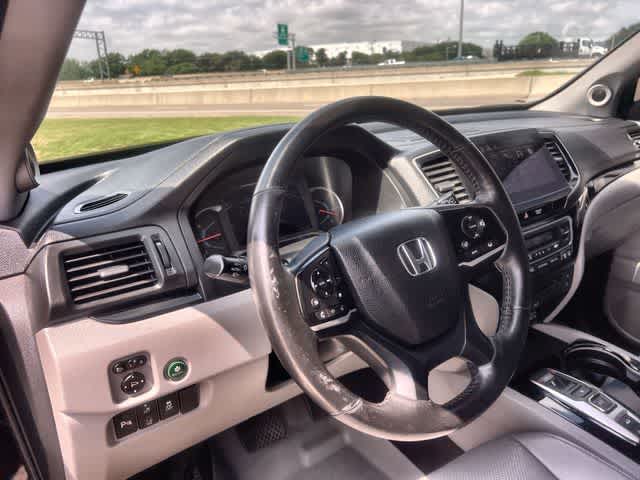 Thumbnail: 2019 Honda Pilot - 15