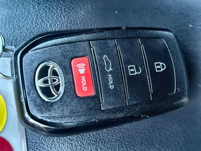 Thumbnail: 2023 Toyota Corolla - 21