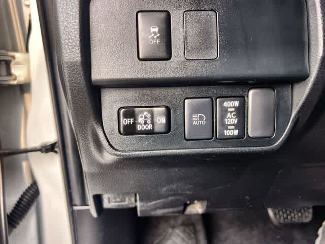 Thumbnail: 2021 Toyota Tacoma - 28