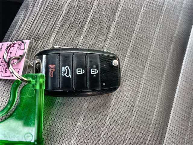 Thumbnail: 2017 Kia Sportage - 21