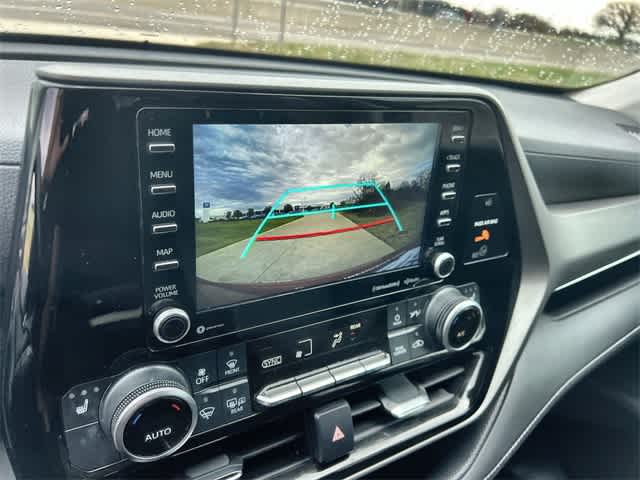 Thumbnail: 2021 Toyota Highlander - 26