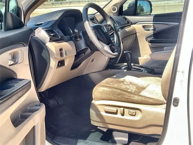 2020 Honda Pilot EX photo 3