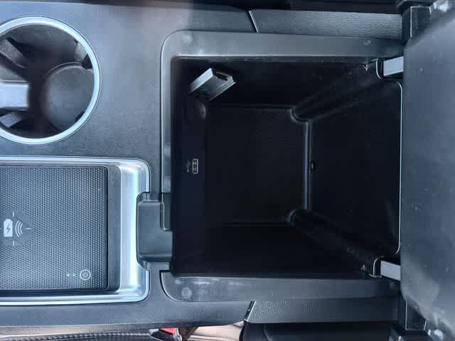 Thumbnail: 2022 Acura MDX - 27