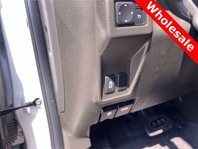 Thumbnail: 2013 Nissan Cube - 27
