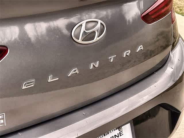 Thumbnail: 2019 Hyundai Elantra - 8