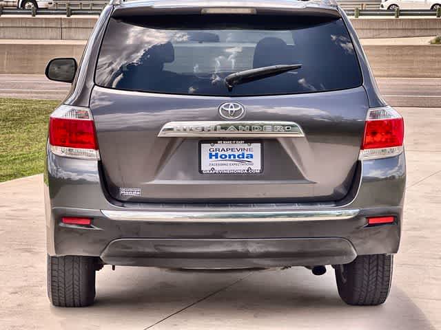 Thumbnail: 2012 Toyota Highlander - 5