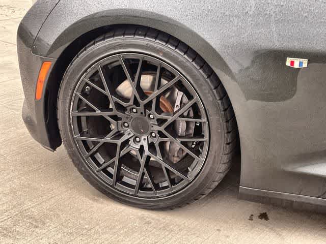 Thumbnail: 2017 Chevrolet Camaro - 9