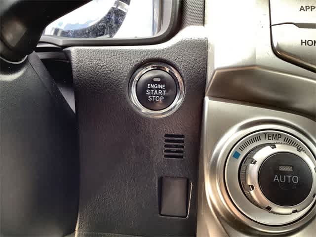 2017 Toyota 4Runner Limited 28