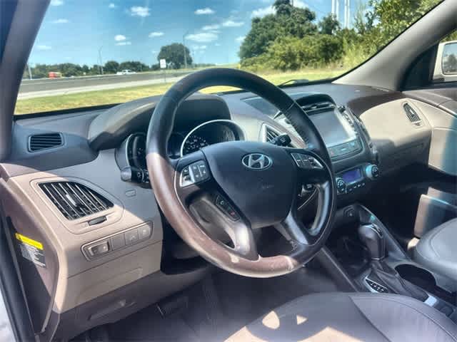 Thumbnail: 2015 Hyundai Tucson - 15