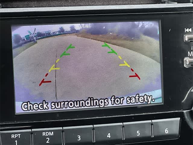 Thumbnail: 2017 Nissan Rogue - 26