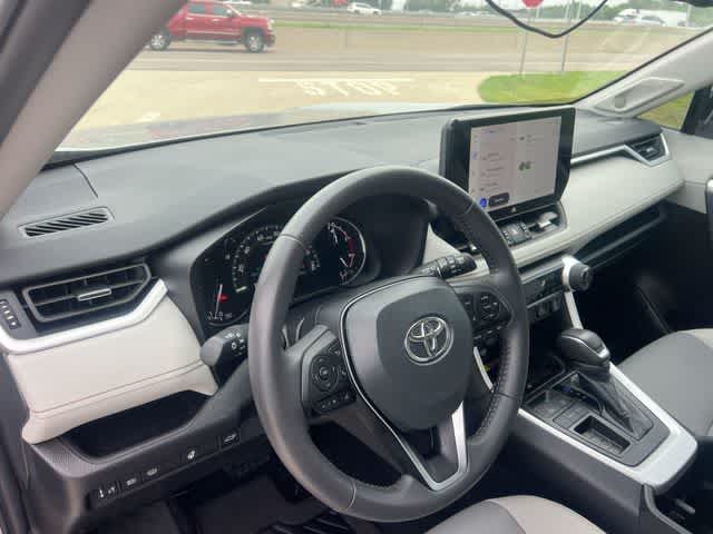 Thumbnail: 2024 Toyota RAV4 - 15