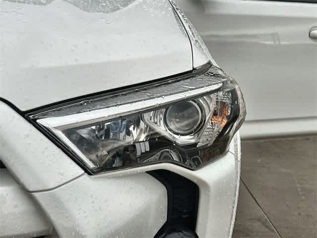 Thumbnail: 2014 Toyota 4Runner - 24