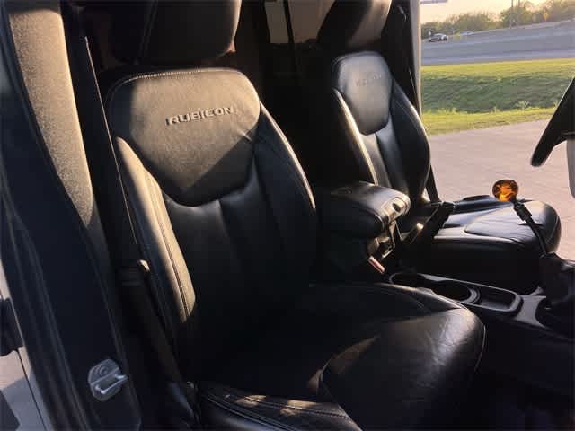Thumbnail: 2016 Jeep Wrangler - 12