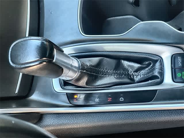 Thumbnail: 2022 Honda Accord - 16