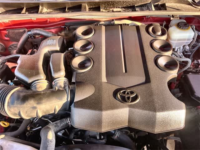 Thumbnail: 2016 Toyota 4Runner - 10