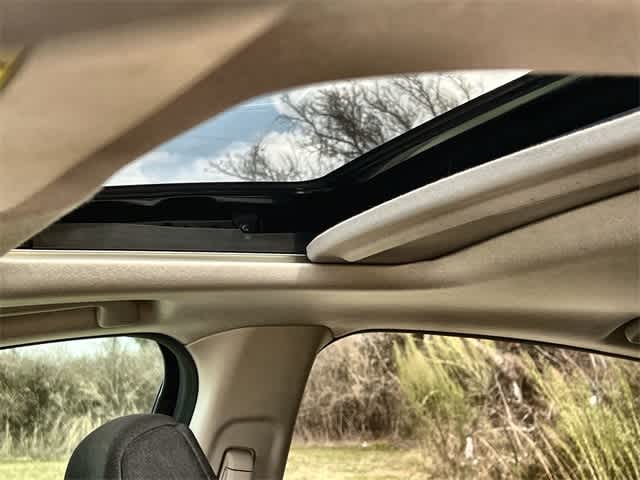 Thumbnail: 2017 Honda HR-V - 32