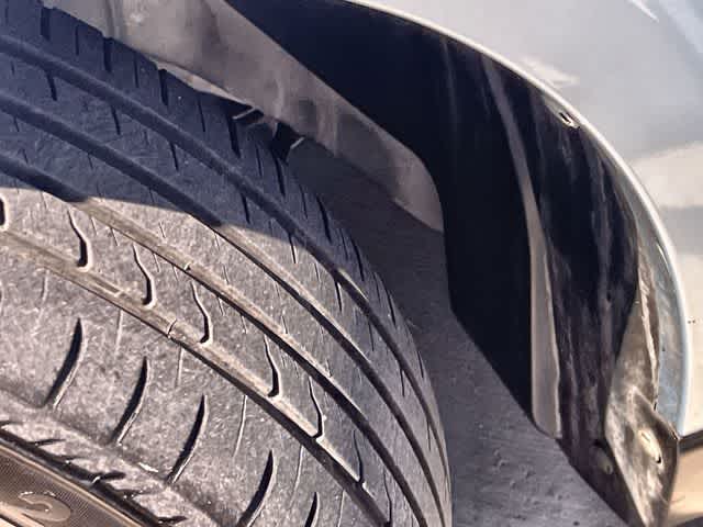 Thumbnail: 2012 Chrysler 200 - 23