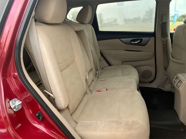 Thumbnail: 2015 Nissan Rogue - 14