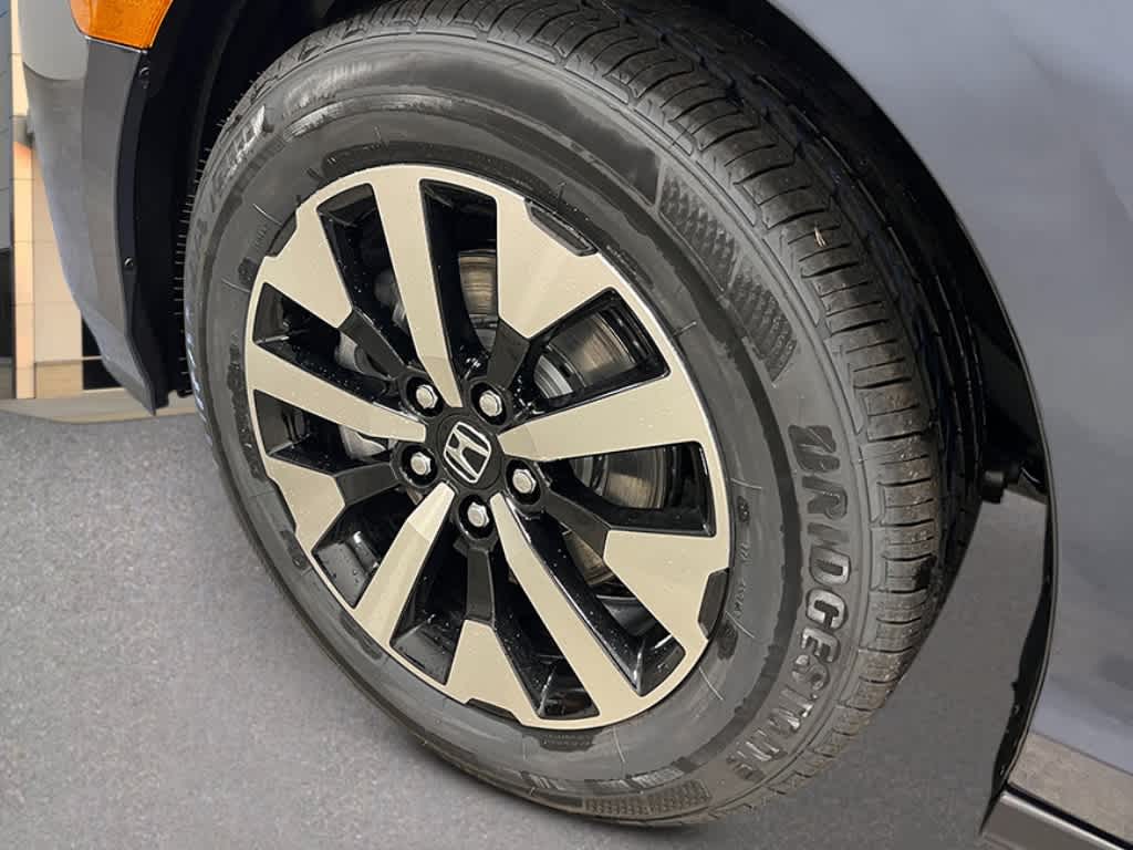 Thumbnail: 2026 Honda Odyssey - 10