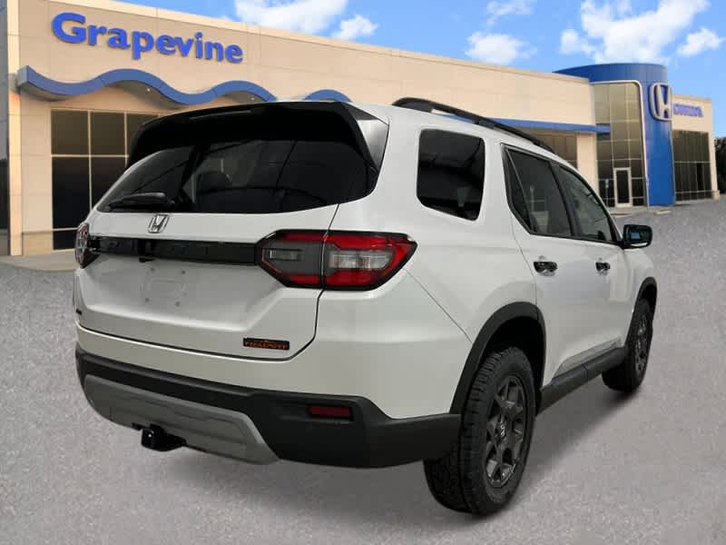 Thumbnail: 2025 Honda Pilot - 8