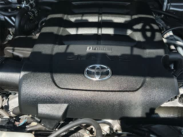 Thumbnail: 2016 Toyota Sequoia - 10