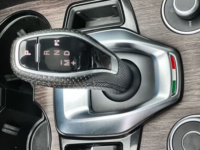 Thumbnail: 2020 Alfa Romeo Giulia - 16