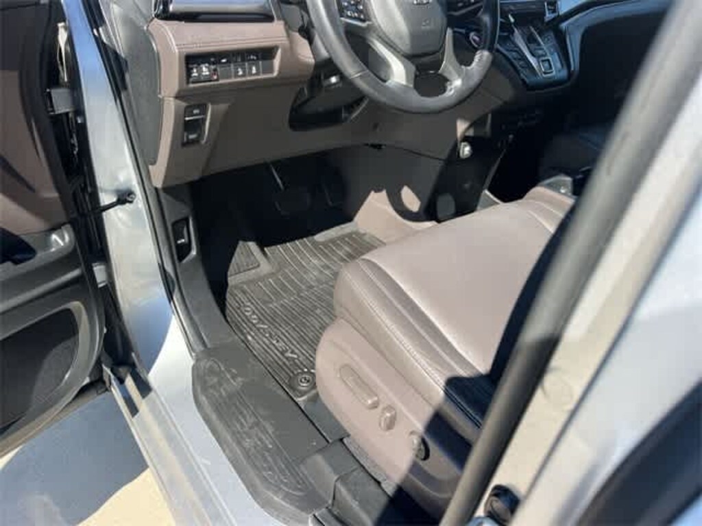 Certified 2020 Honda Odyssey Elite Van